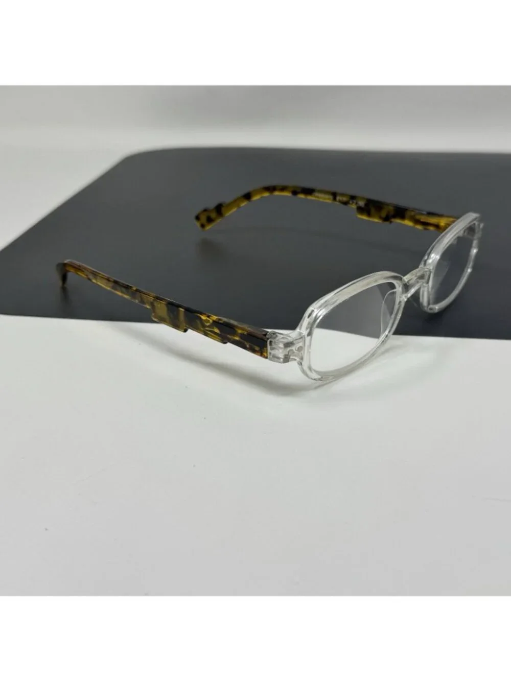 Peepers # 417 Reading Glasses +2.00 Clear Tortoise